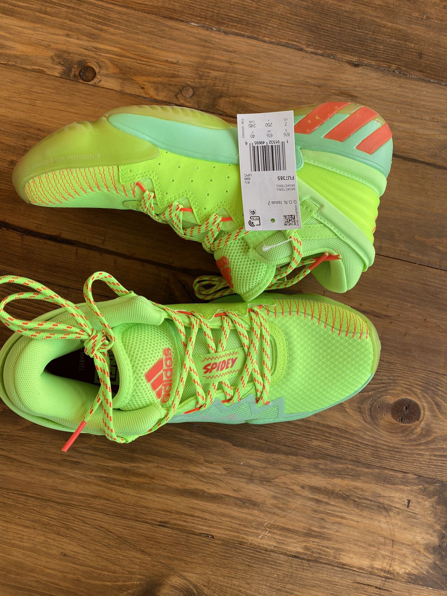 Adidas Issue Spidey Sense Donovan Mitchell Size Glory