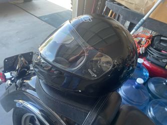 Motorcycle helmet