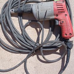Milwaukee Screw Gun