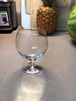 Set of 12 Matching Vintage Cut Crystal Wine Glasses / Stemware Goblets
