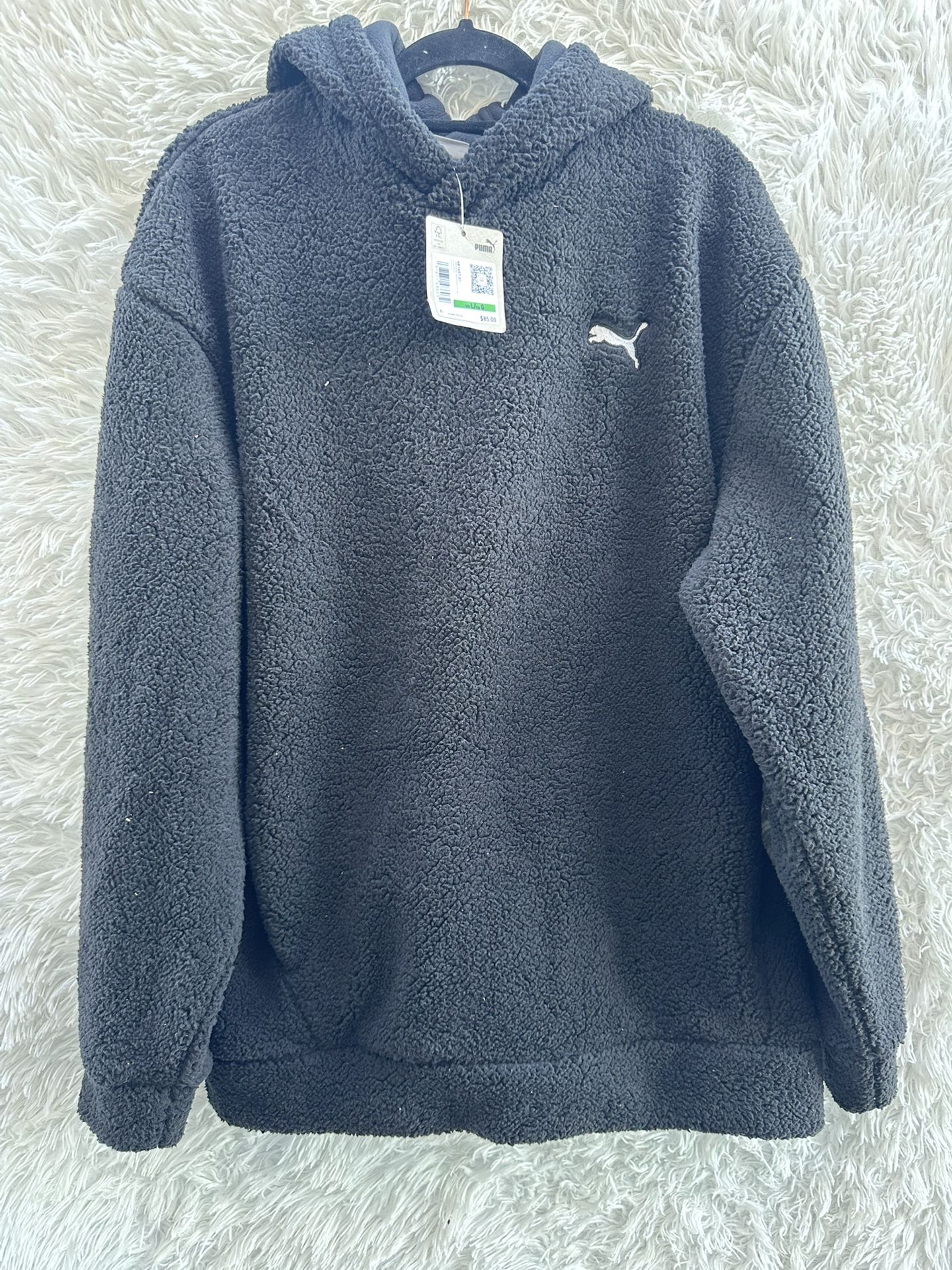 Puma Men's Black Fleece Sweater in size large New