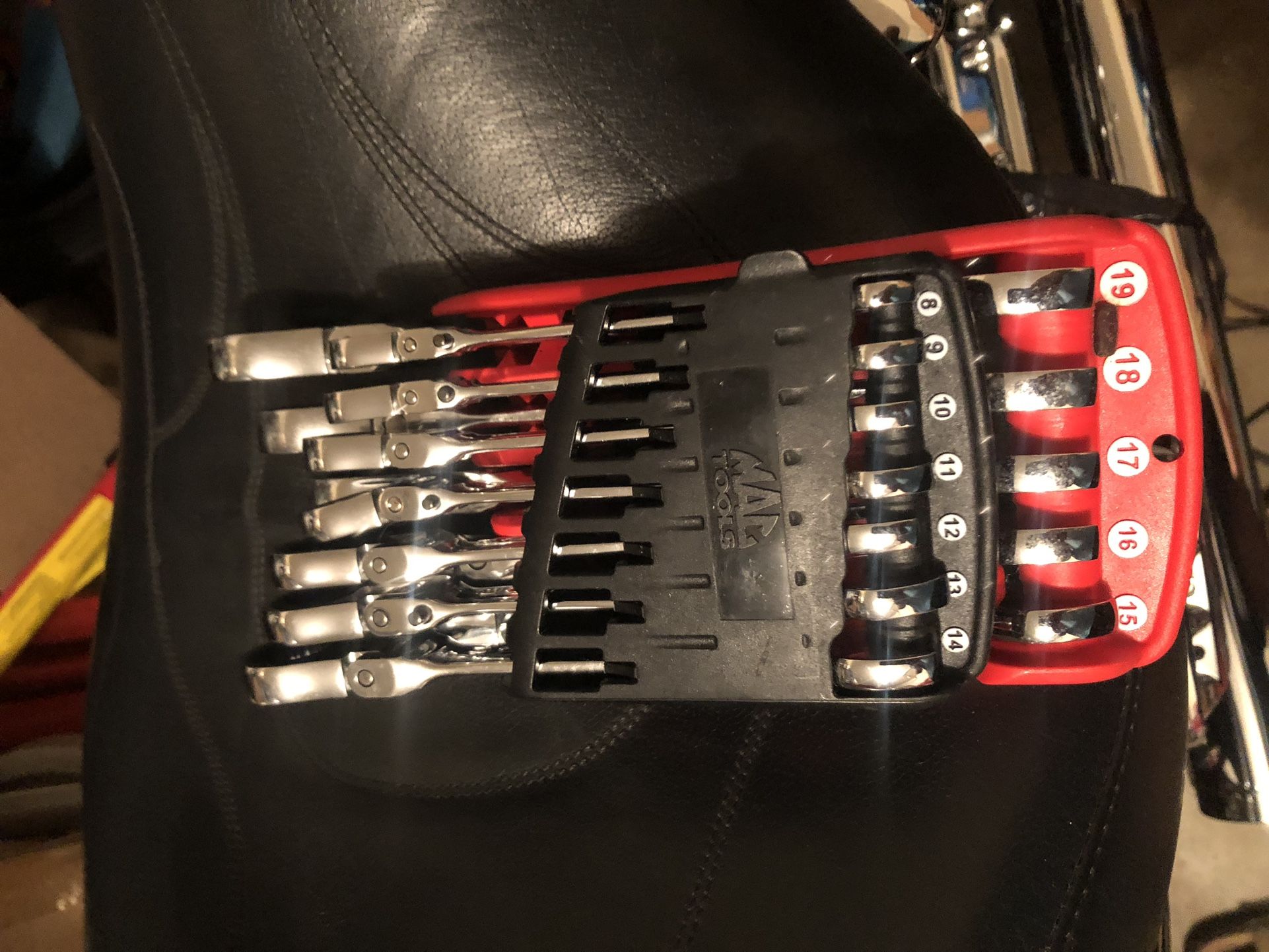 Mac Tools  12pc. Metric Locking Flex Head 