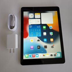 Apple iPad 6 - Wifi - Like New 