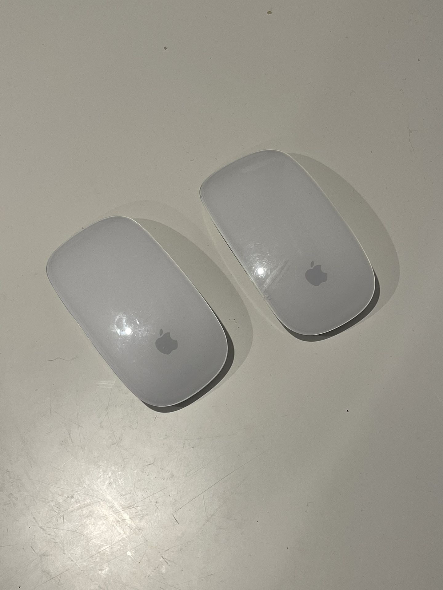 Apple Magic Mouse 1 & 2