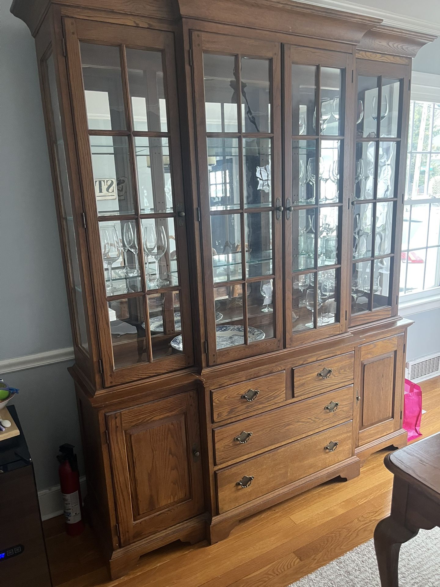Natural Oak Hutch
