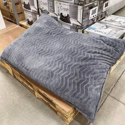 Gain lounge pillow