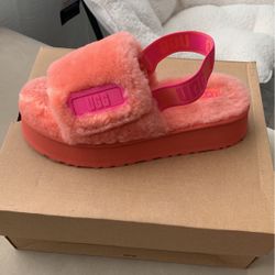 UGG Platform Disco Slides Pink