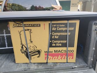 Makita 3hp single tank 5.2 gal air compressor
