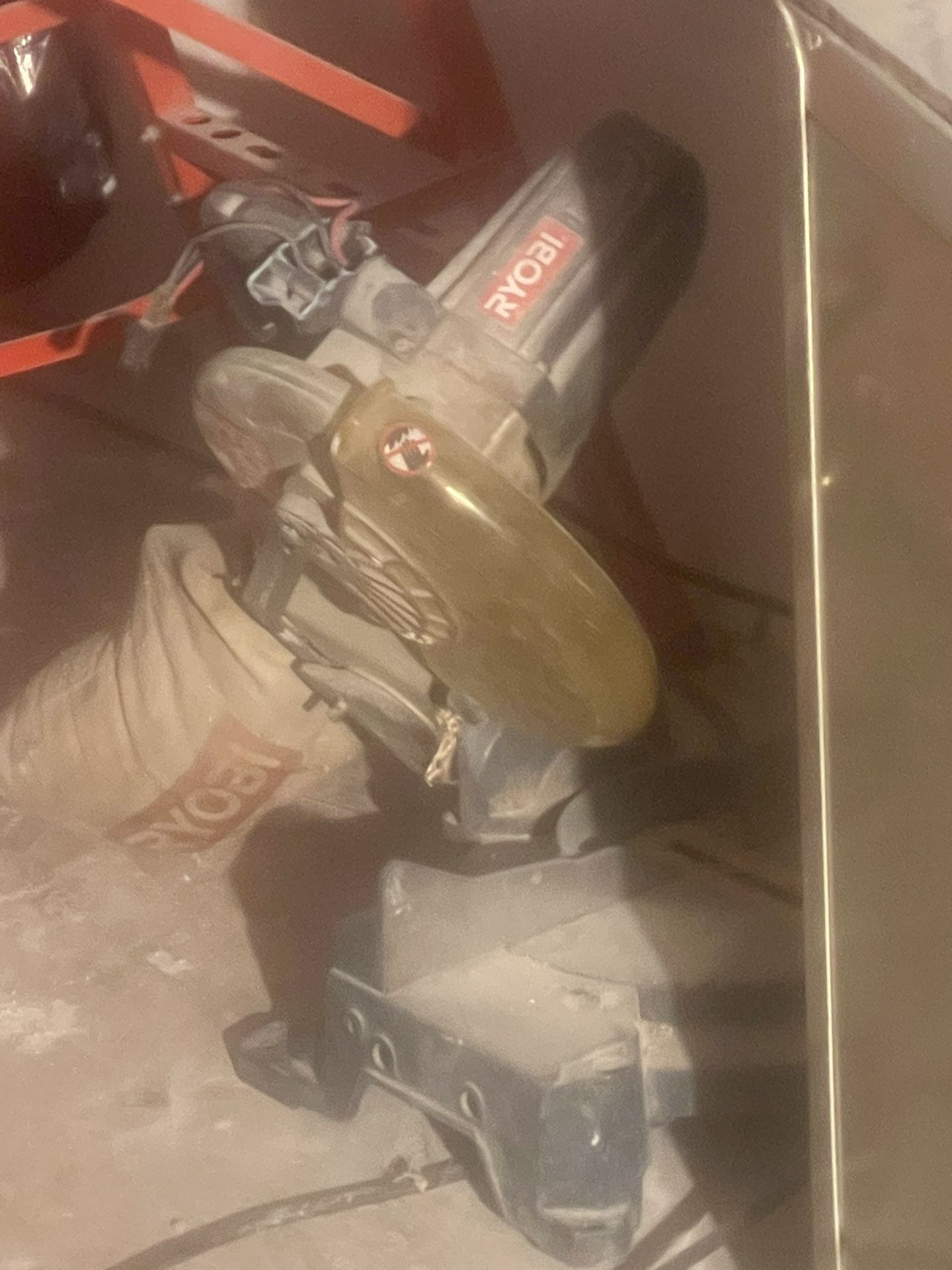 Ryobi Compound Miter Saw