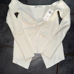 Abercrombie And Fitch Women Off The Shoulder 