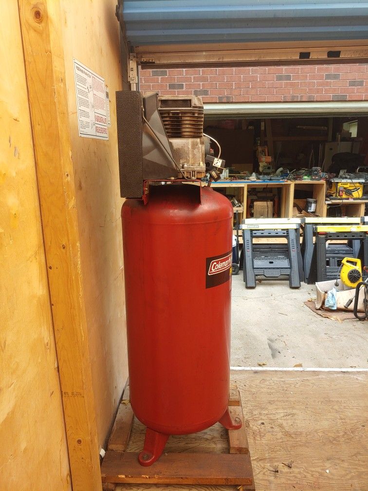 Coleman powermate Professional 6.5hp 60 Gallon Air Compressor