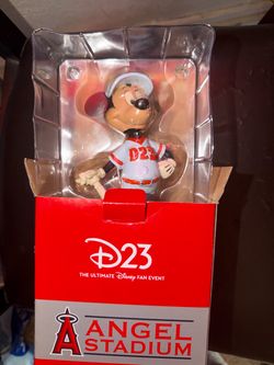 Mickey Mouse bobblehead