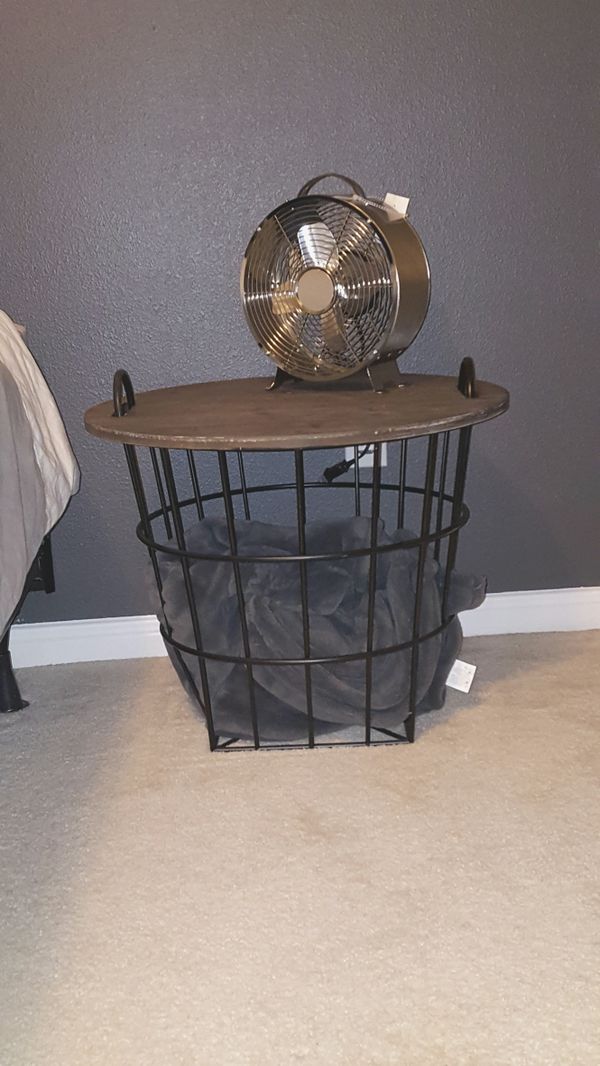Kirklands Industrial Wire And Wood Basket Side Table For In Texas City Tx Offerup