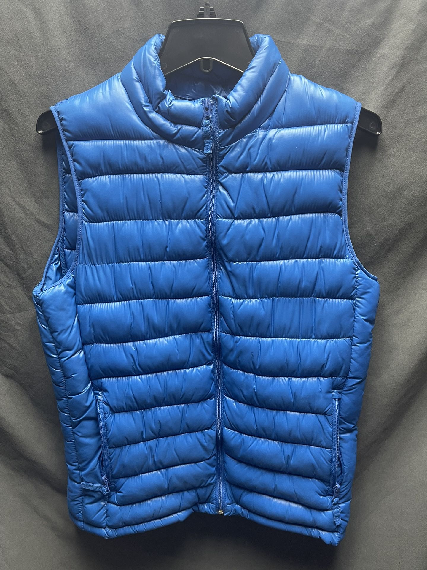 Men’s Old Navy Puffer Vest - Size Small