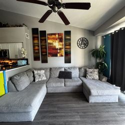 Juego De Sofás/Couches Like New Good Condition 