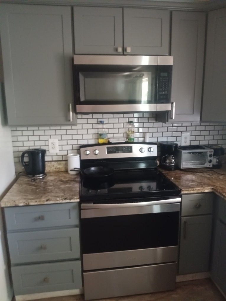 Kitchen Cabnets