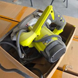 Ryobi Sierra circular eléctrica ajustable de 14 amperios 7-1/4 "con láser Exactline