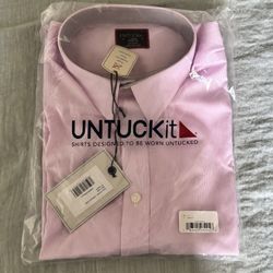 NEW WITH TAGS -LARGE LONG SLEEVE BUTTON DOWN UNTUCKIT SHIRT 
