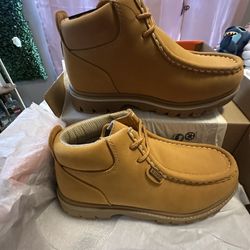 Low Top Lugz (Size:10) 