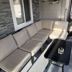 Patio L Sectional & Table 