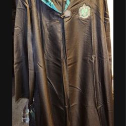 HALLOWEEN LARGE/XLARGE  WIZARDING WORLD OF HARRY POTTER  SYTHERIN HOUSE ROBE  UNISEX
