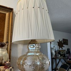 Beautiful Carnival Lamp MCM vintage lamp