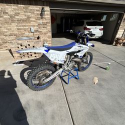 2023 yz125 