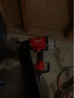 Milwaukee 7200-20 3-1/2" Pneumatic Full Round Head Framing Nailer