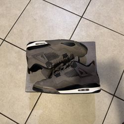 Jordan 4 Cave stone 11.5