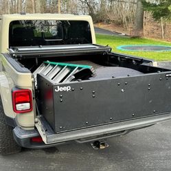 EZ 4x4 Jeep Gladiator Truck Bed Box 