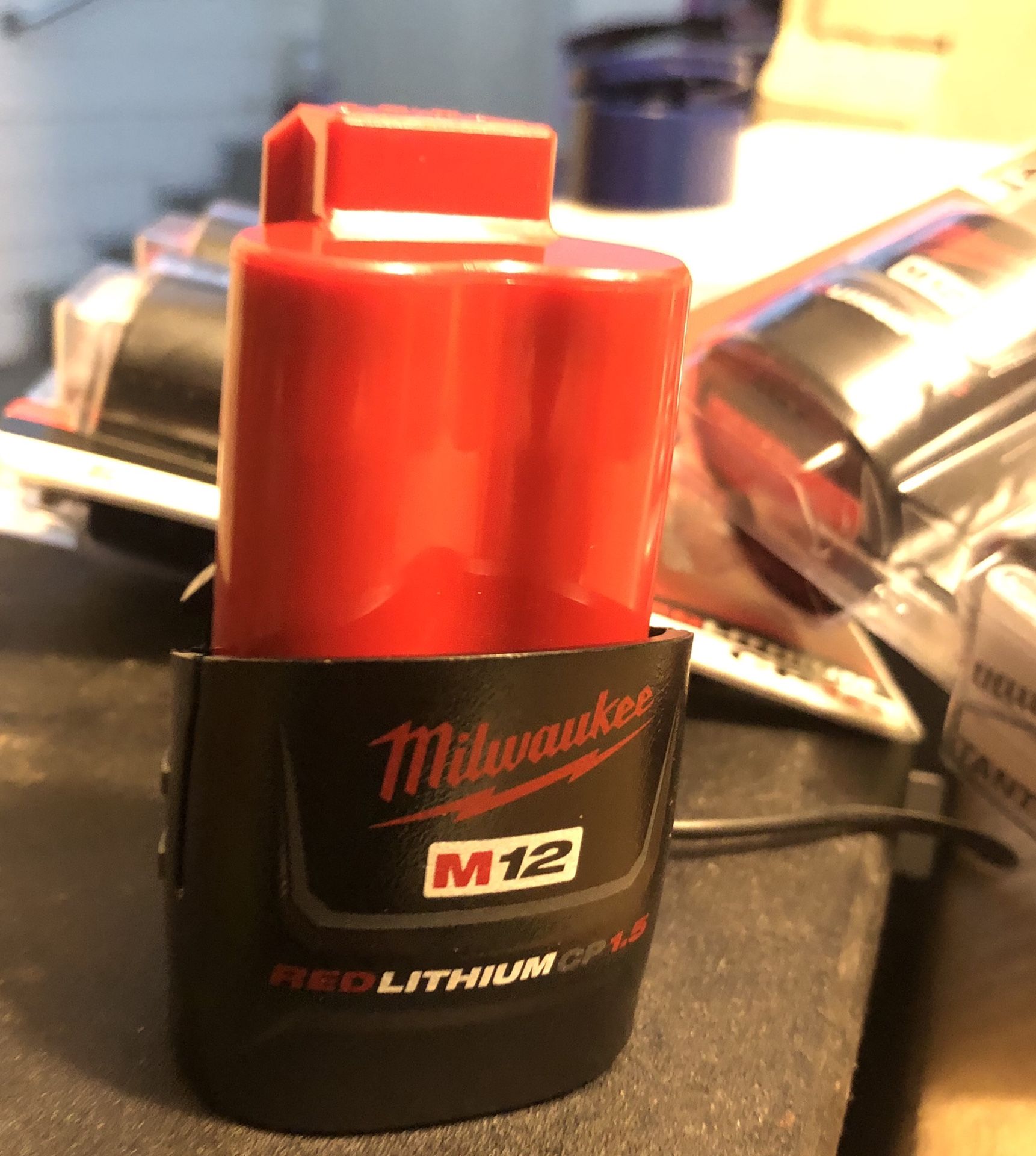 M12 Milwaukee battery