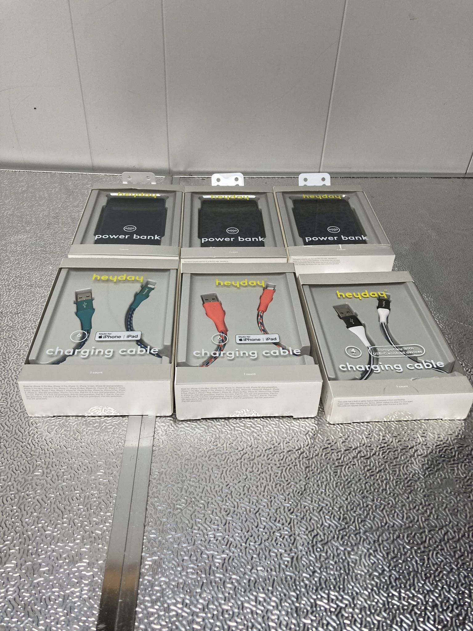 Heyday Charging Cable and Power Bank For iPhone