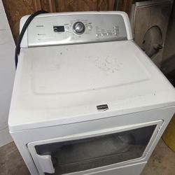 Washers And Dryer. MaytaG. 