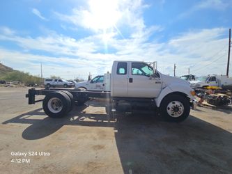 cab and chassis truck