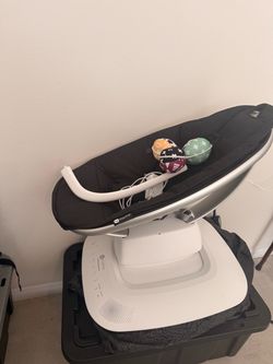4moms MamaRoo Multi-Motion Baby Swing