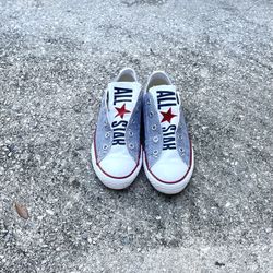 Converse All-Star Chuck Taylor Sneakers - Unisex Kid’s 2 - Laceless - NWOB