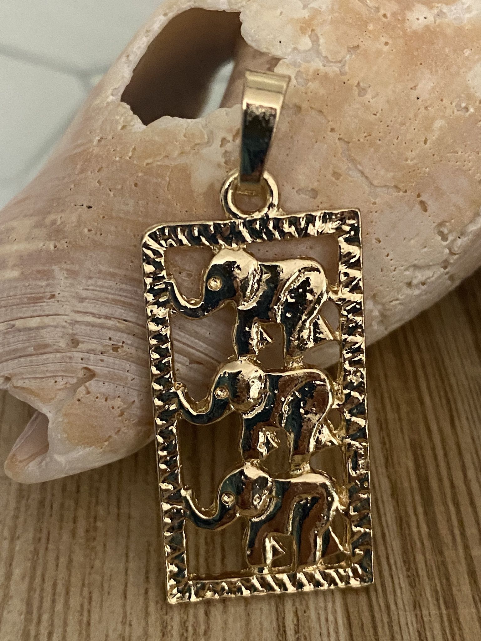 Lucky Pendant With Elephants