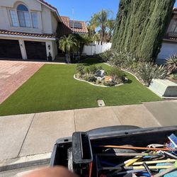 Grama Artificial// Pavers// Rook More 