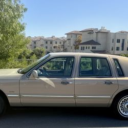 Classic 96 Lincoln Town Car 86K Mi