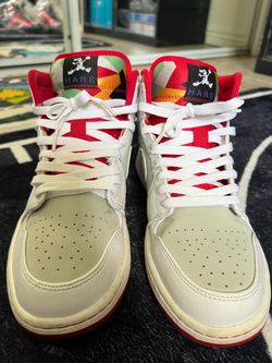 Air Jordan 1 Mid Hare Sneakers
