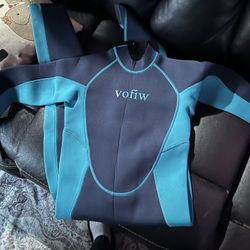 Kids Wetsuit Size 12 New In Bag 