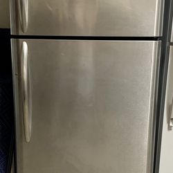 Frigidaire Fridge Refrigerator 