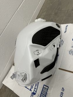2009 thru 2014 YAMAHA YZF R1 Fuel Tank White
