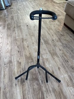 Guitar stand