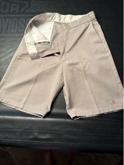 Dickies Shorts, size 36 Tan, inseam 12 1/2
