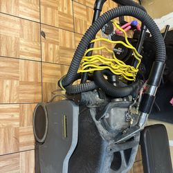 Karcher BRC 30/15 C Compact Carpet Extractor.