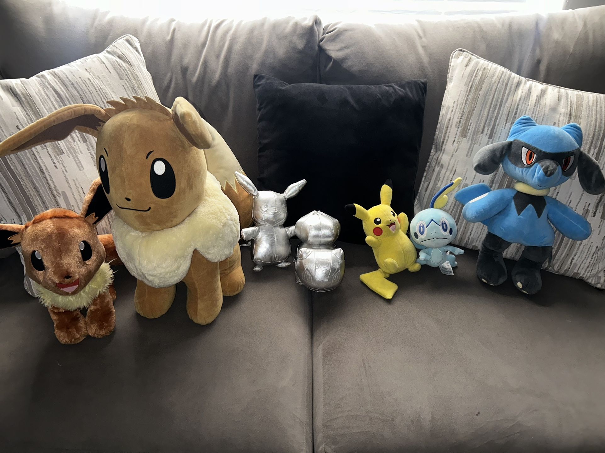 Pokémon Plushies Set