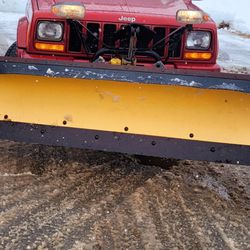 Meyers 6 ft. Plow + Components. READ FULL AD PLEASE