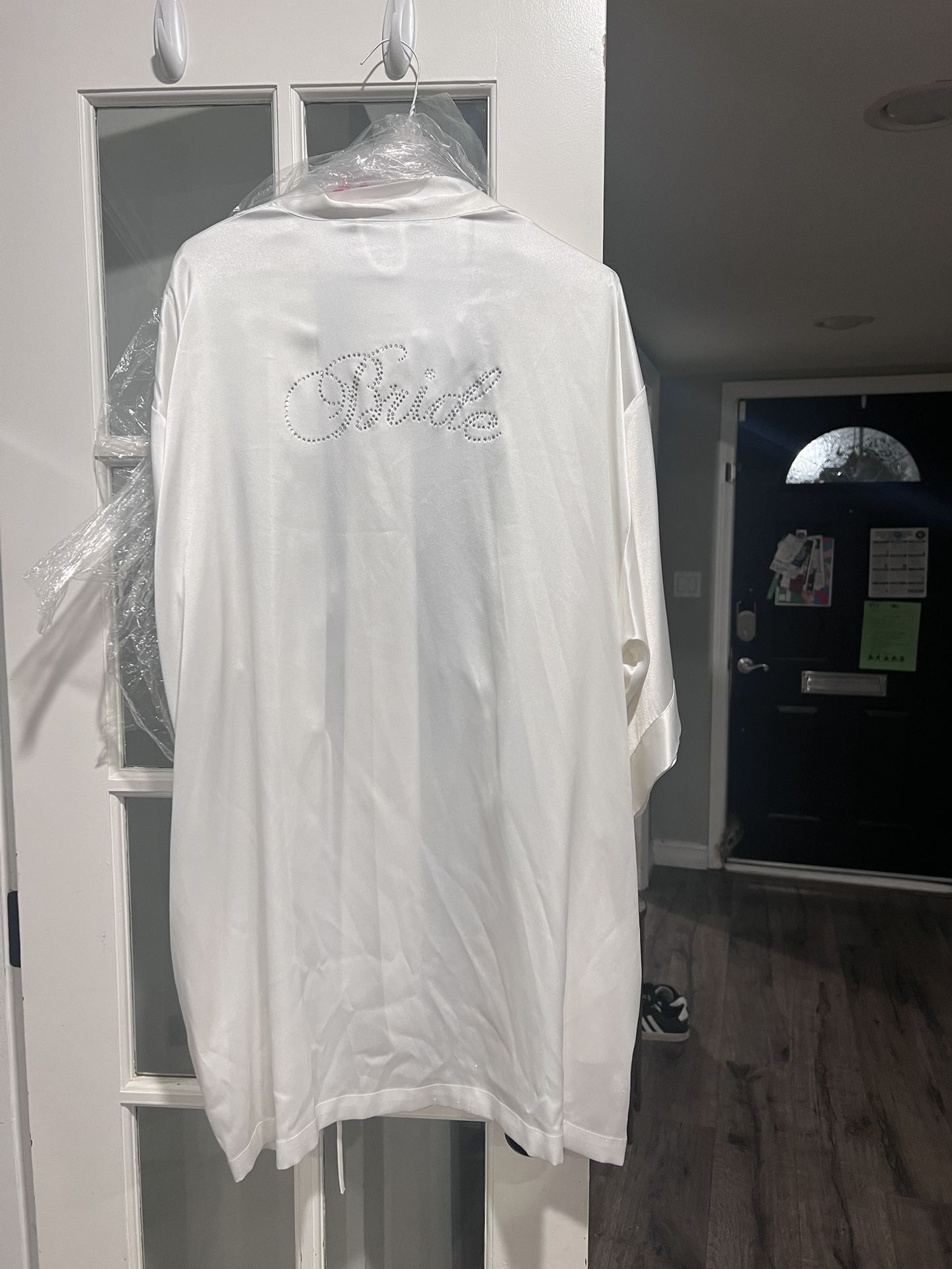 Bride/Wedding Robe 