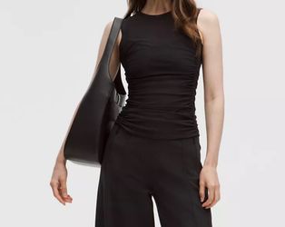 Black Ruched Sleeveless Tank Top size small